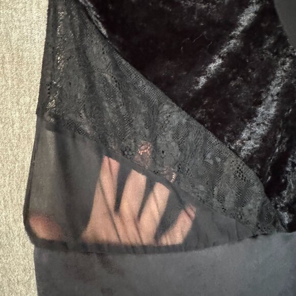 90s Vintage Bebe Black Silk Lace Mix Fabric Shelf Bra One Shoulder Blouse - Picture 3 of 11